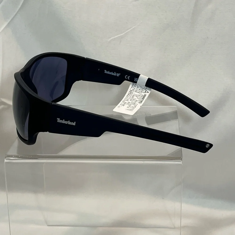 NWT Timberland Matte Black Sunglasses